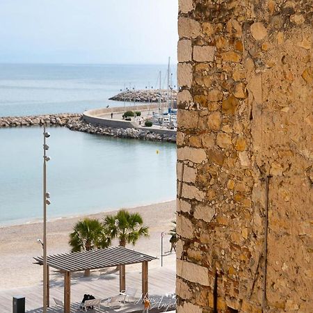 Vista mare e comfort in centro storico Mentone Esterno foto
